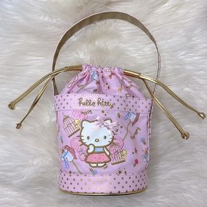 Hello Kitty bucket bag